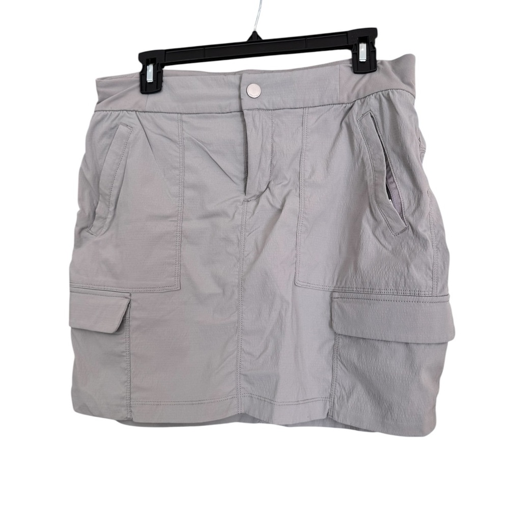 Athleta Light Gray Cargo Skort with Utility Pockets